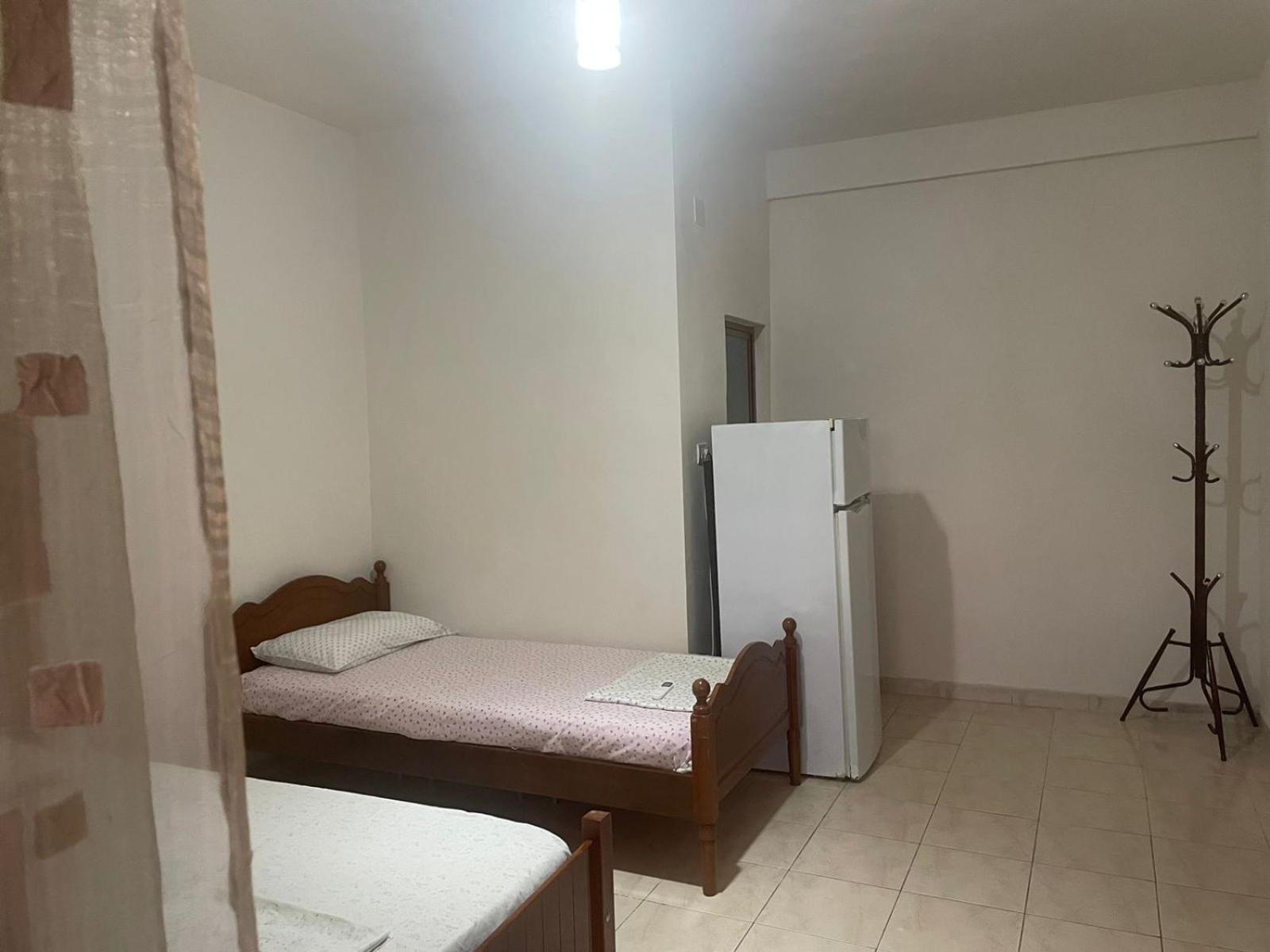 ホテル Ibras House ドゥラス エクステリア 写真